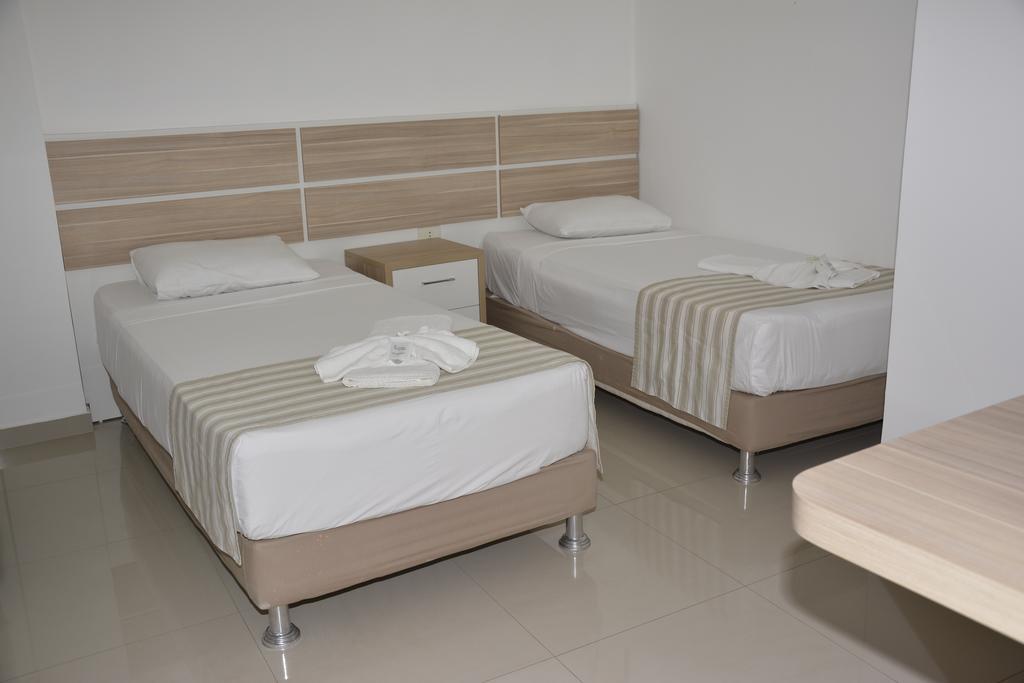 Hotel Salzburgo Ciudad del Este Habitación foto